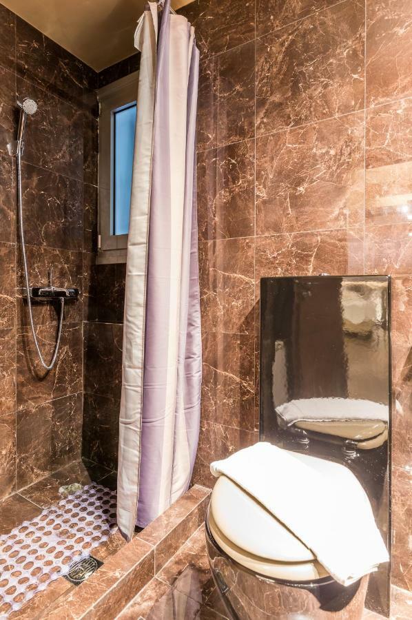 Outstanding Studio In Kolonaki Near The Metro Athens Luaran gambar
